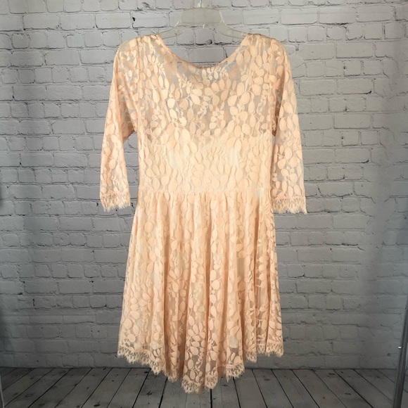 DRESS - Free People peachy blush lace overlay asymmetrical pullover dress. - Picture 3 of 16